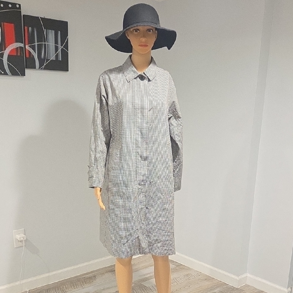 Vintage Black and White Long Sleeve Dress